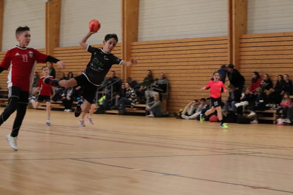 Jeune joueur en suspension à Lacanau