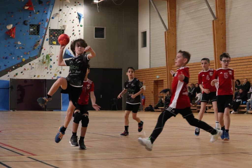 Handball en salle à Lacanau · Lacanau Océhand
